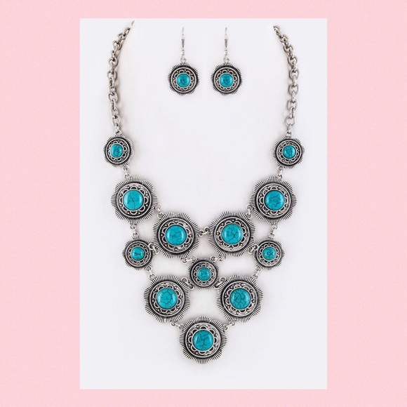 Jewelry - Sale: Pave Stone Disks Necklace Earring Set